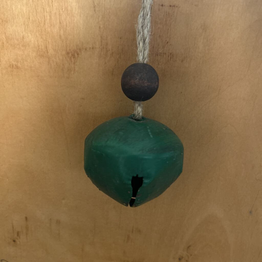 GREEN BELL