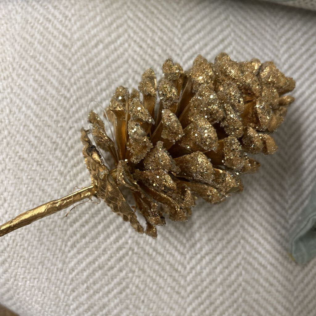 LRG GOLD GLITTER PINECONE PICK