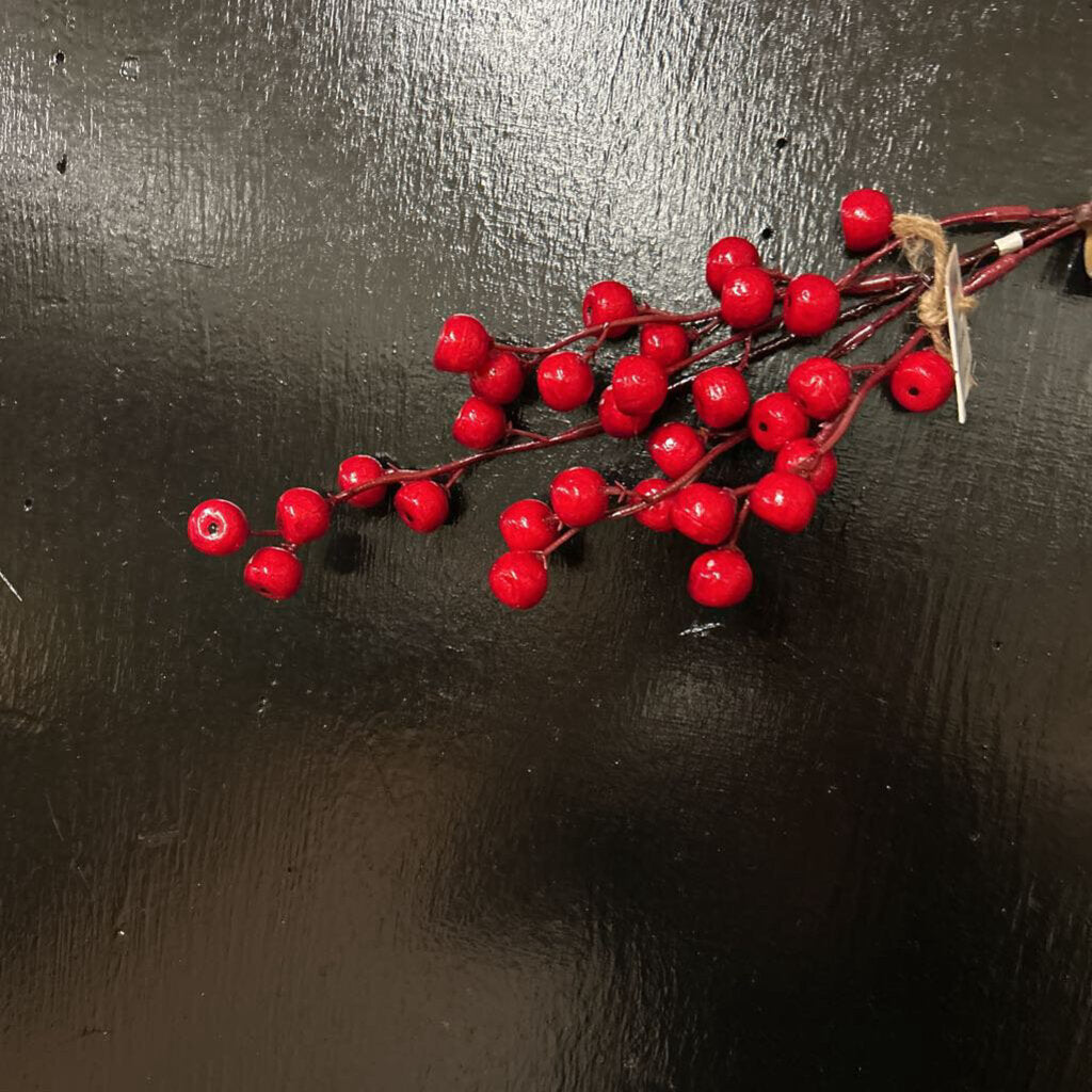 RED BERRY PICK 14"