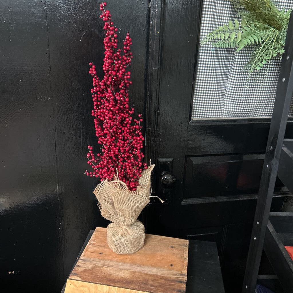 RED BERRY TREE 24"