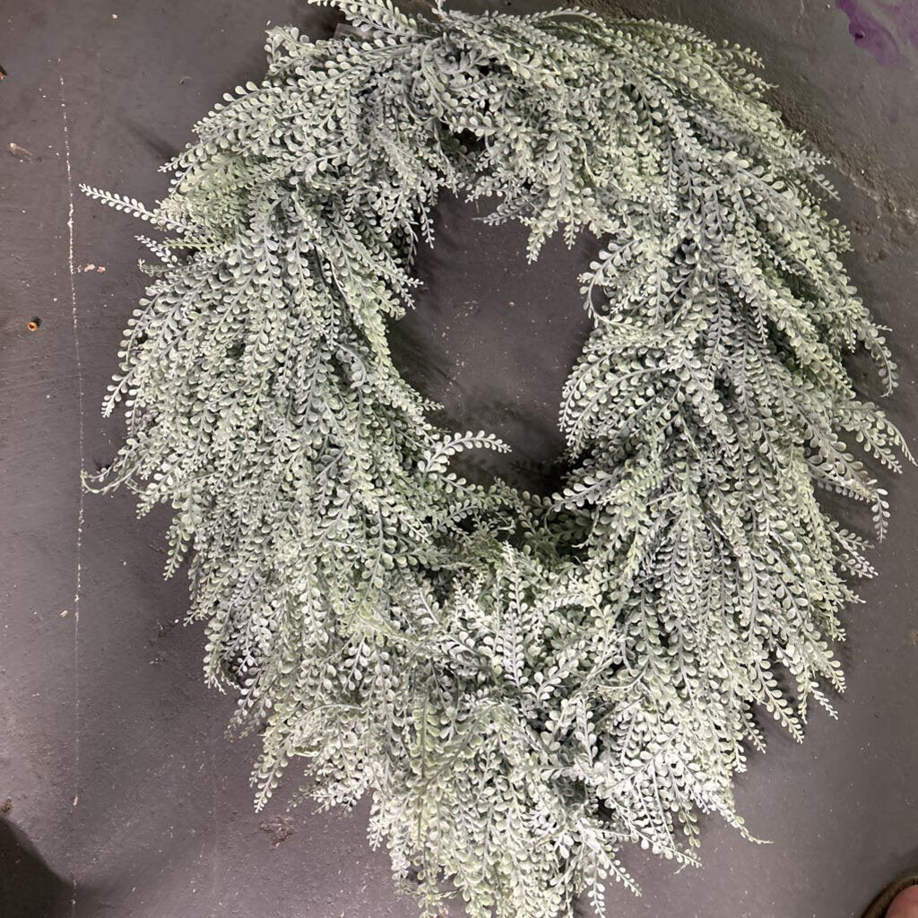 BEAD GRASS WREATH OVAL FROSTED GREEN 34"
