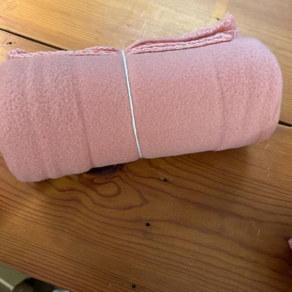 PINK FLEECE BLANKET 50"X60"