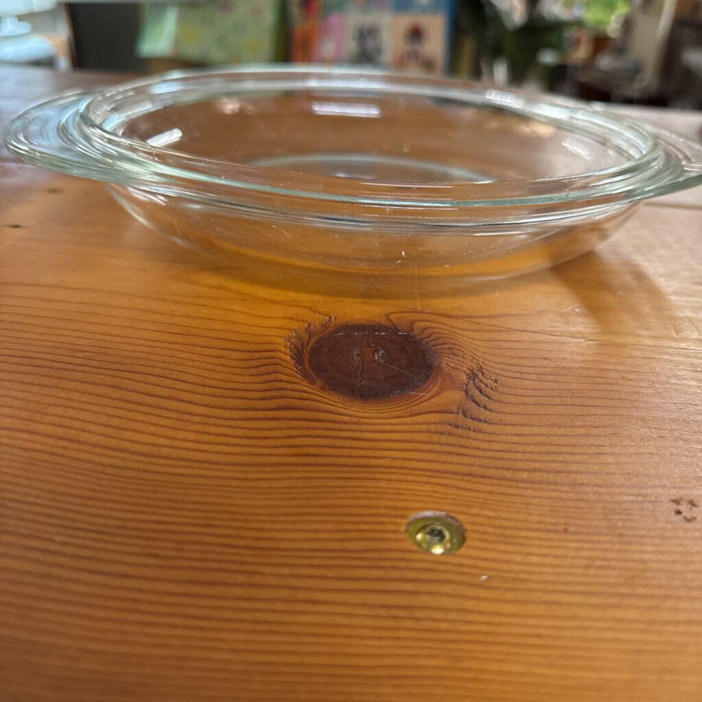 VINTAGE PYREX OVAL BAKING/CASSEROLE DISH