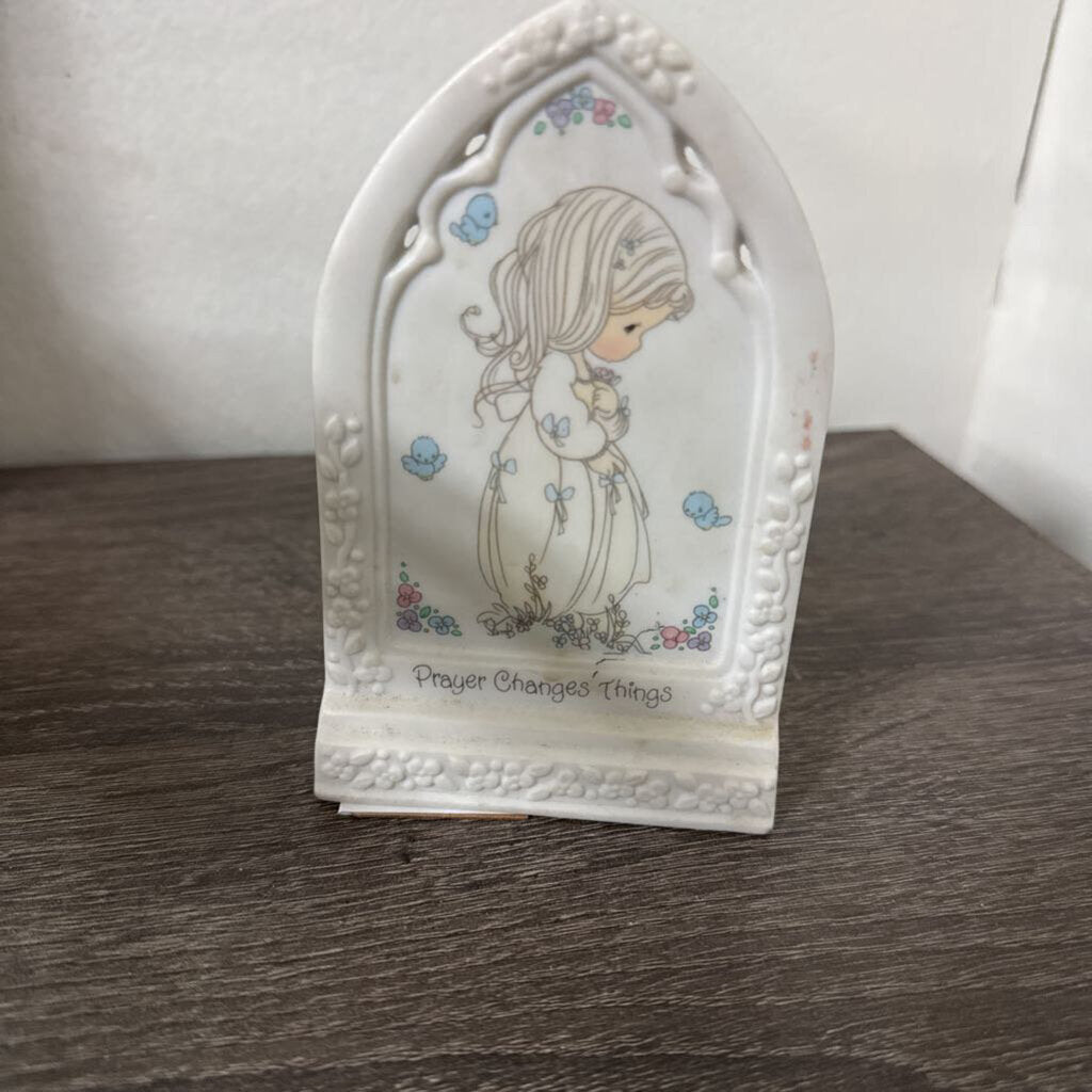 PRECIOUS MOMENTS DECOR