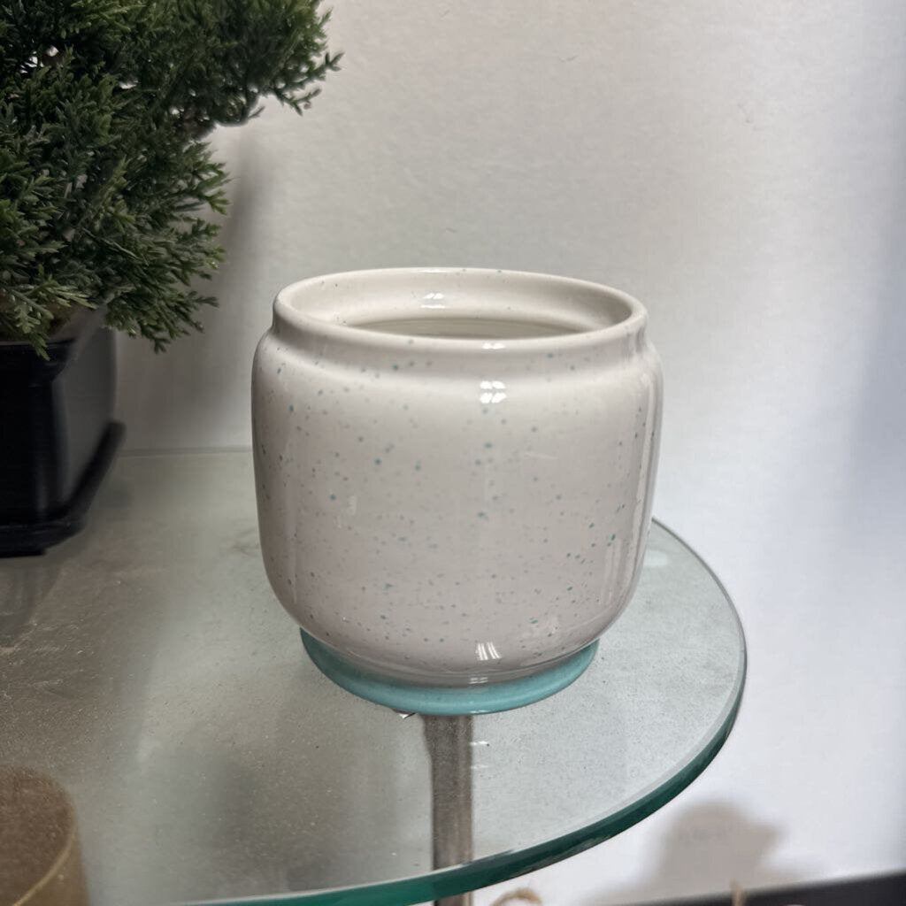 WHITE WITH BLUE SPECKS