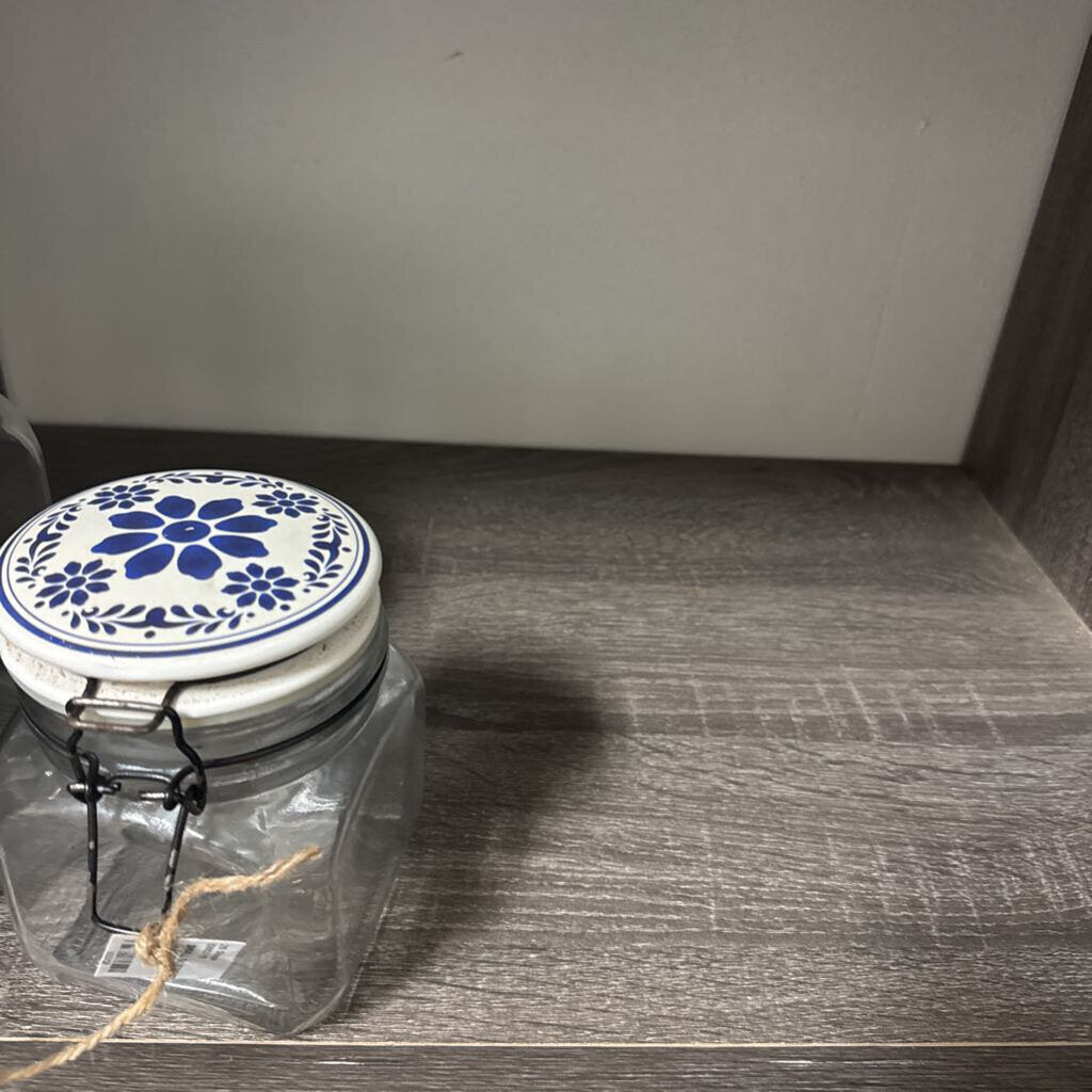 SMALL BLUE/WHITE CLAMPSTORAGE CONTAINER