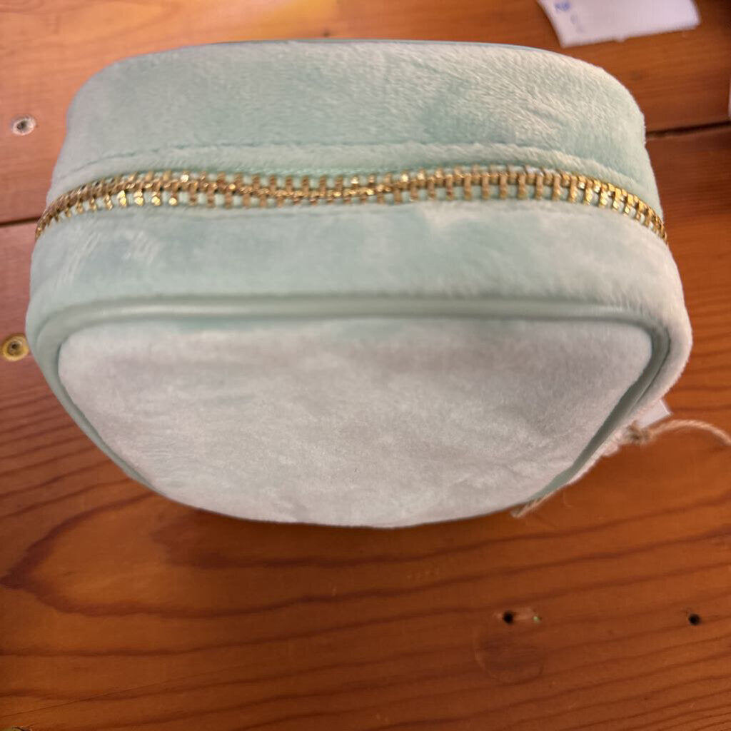 SMALL FAUX SUEDE SQUARE BAG