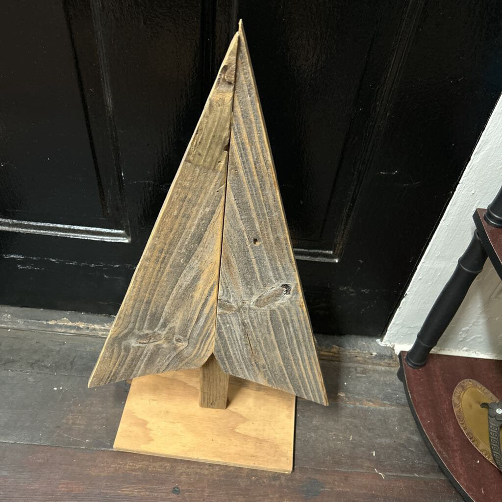 27" WOODEN CHRISTMAS TREE