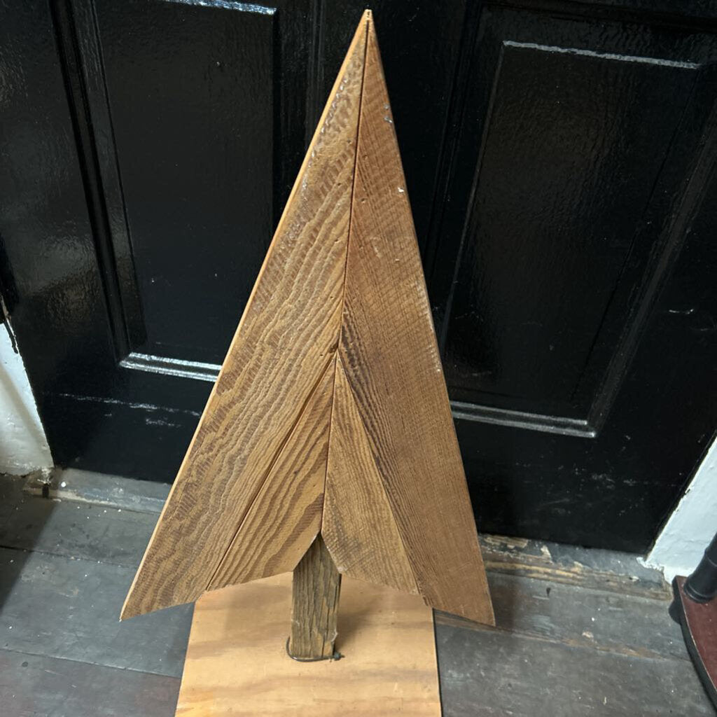 29" WOODEN CHRISTMAS TREE