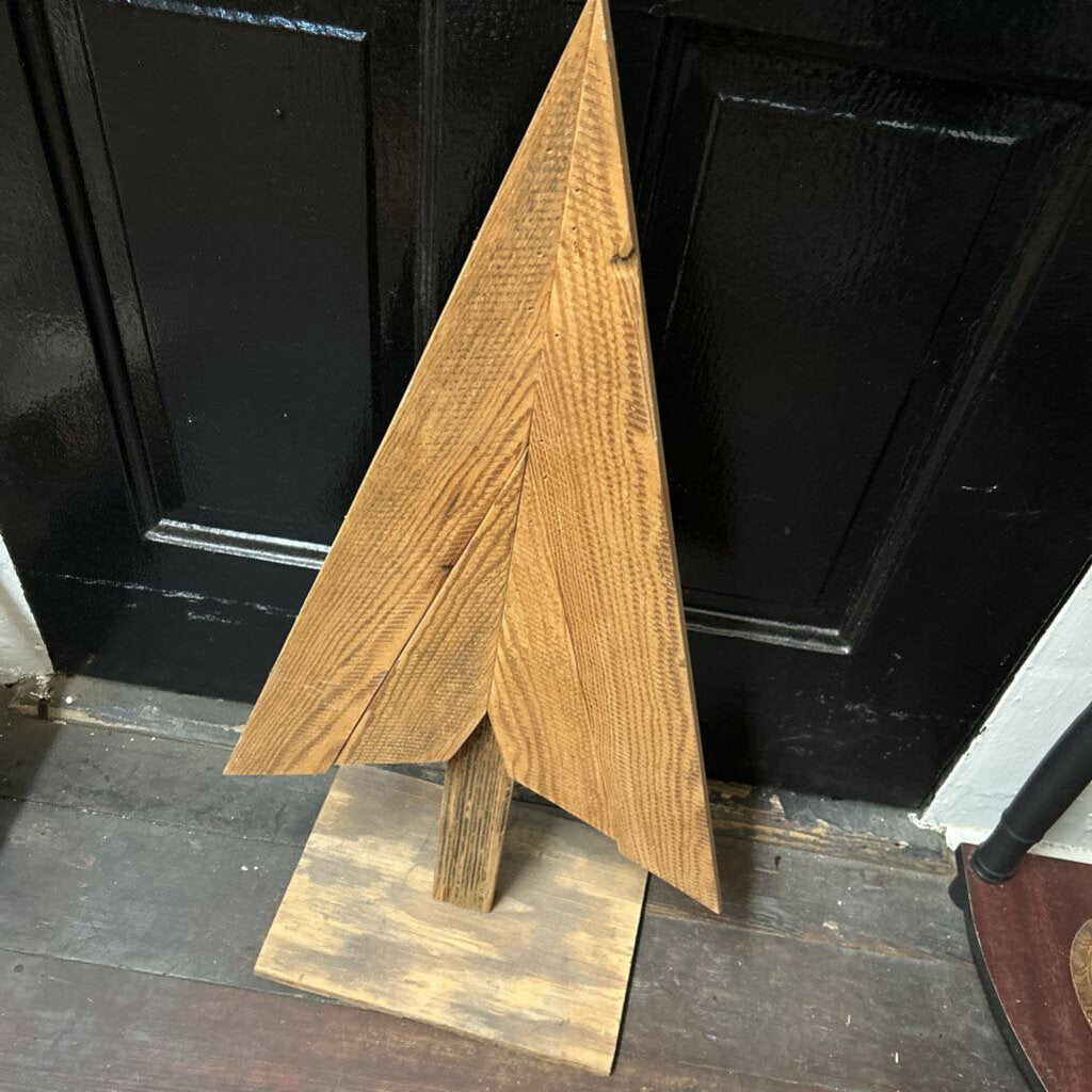 30" WOODEN CHRISTMAS TREE