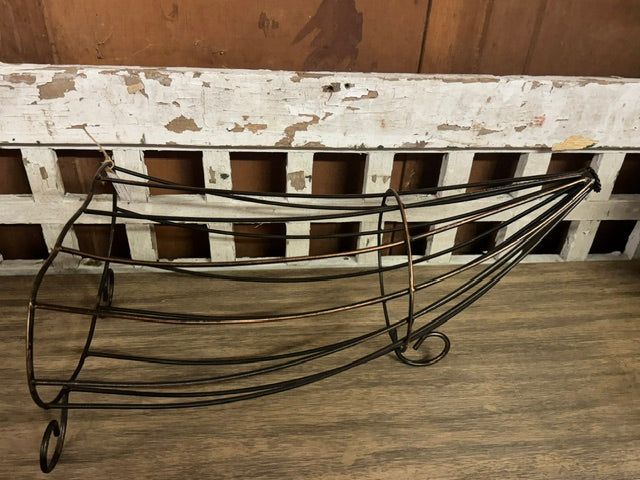 METAL CORNUCOPIA LRG