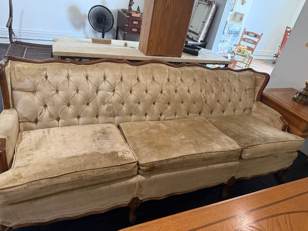 VINTAGE TUFTED SOFA AND CHAIR SET