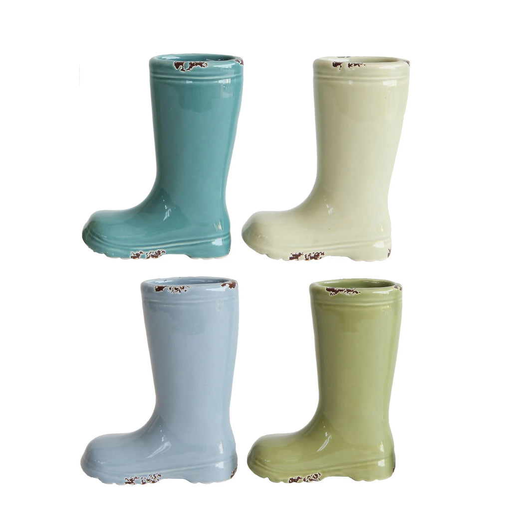 DISTRESSED BOOT VASE